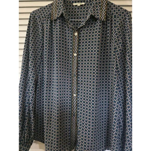 Max Studio Women’s Shirt - Size Large - Classic & Polished Top - Picture 8 of 10